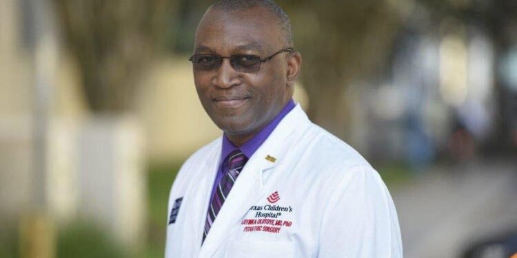 The Nigerian Surgeon Who Helped Save an Unborn Baby in a Race Against Time