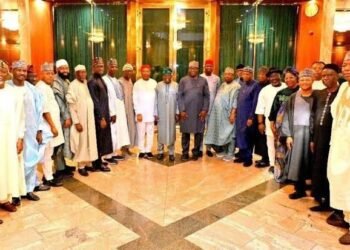 Tinubu Meets APC Governors as Campaign List Crisis Deepens