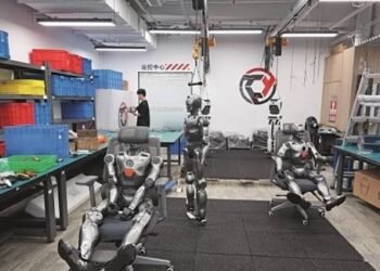 Chinese Robot Army Reshapes UK Retail Sector
