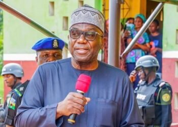 Governor AbdulRazaq Receives Rescued Woro Abductees