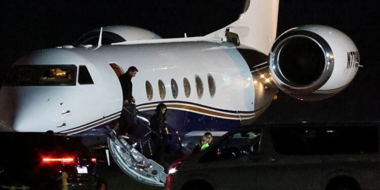 Lionel Messi Returns to Argentina for Father’s Funeral