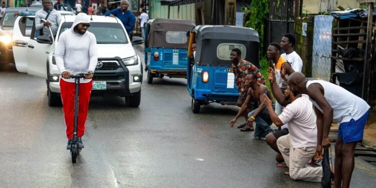 Olu of Warri Ogiame Atuwatse III Spotted During Morning Exercise — See Photos