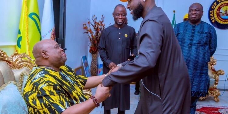 BREAKING: Osun Poll — Davido Alleges Soldiers Trying to Stop Him From Entering State
